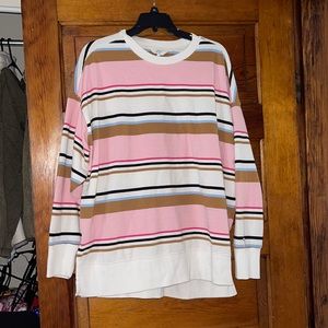 NWOT Crown & Ivy Crew Neck Sweatshirt Lightweight Sweater Top